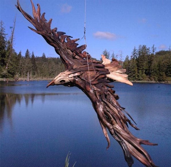 Sculptures-made-​​of-driftwood-just3ds.com-11