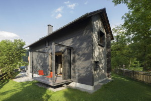 Wooden house on Just3Ds.com